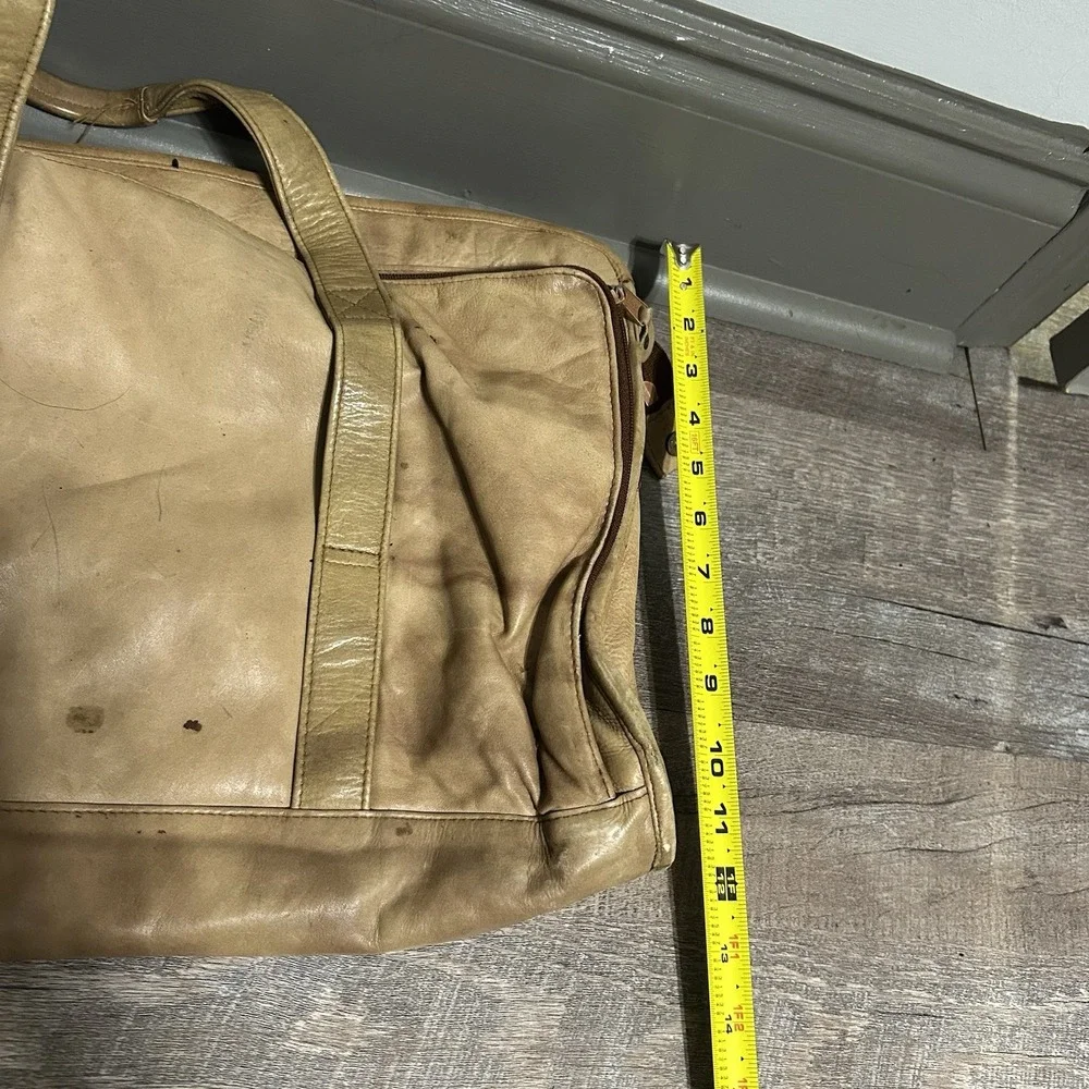 Vintage Wilsons Leather Briefcase Genuine Leather Tan Multi-Pocket Bag